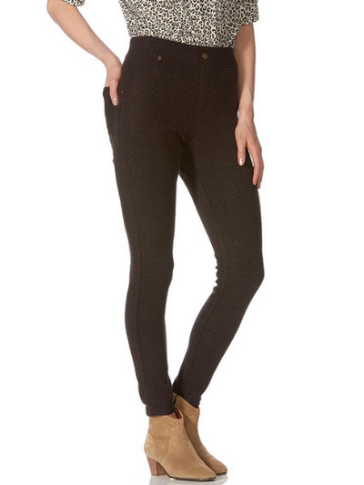 Hue crazy soft stretch flannel high rise leggings for sale at Robert Simmonds Clothing in Fredericton, New Brunswick.